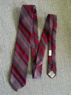 Dior Men's Red and Gray Striped Silk Tie